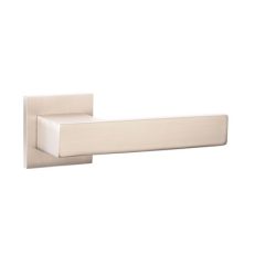 Delta  szatén nikkel WC